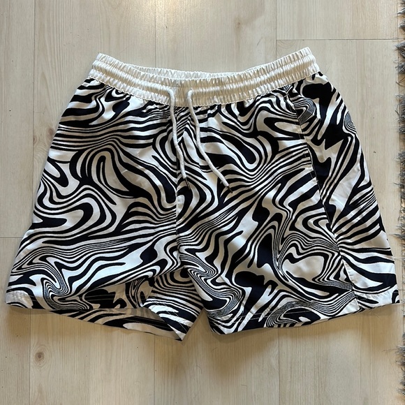 New Board Shorts Swim Trunks - Picture 1 of 2